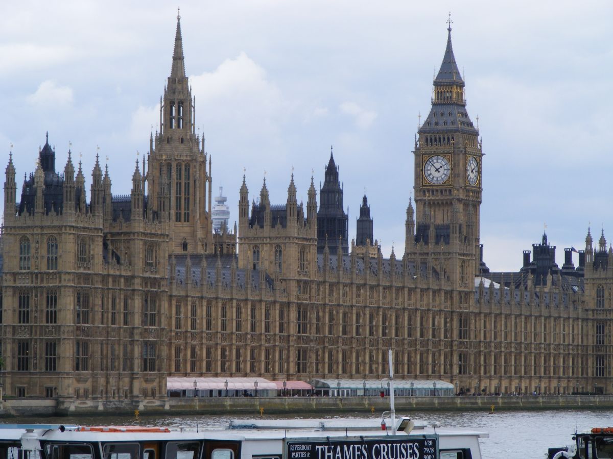 Лондон, здание Парламента